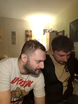 Snapshot of Zlyzloba21 chatting on November 7, 2025, 12:32 am Zlyzloba21 online show from November 7, 2025, 12:32 am