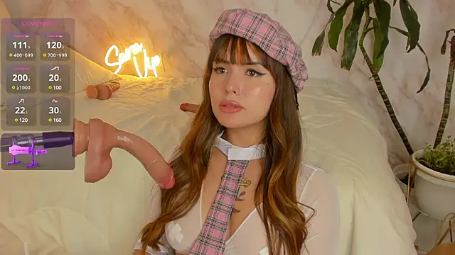 Snapshot of Saravipper1 chatting on December 8, 2024, 7:15 am Saravipper1 online show from December 8, 2024, 7:15 am