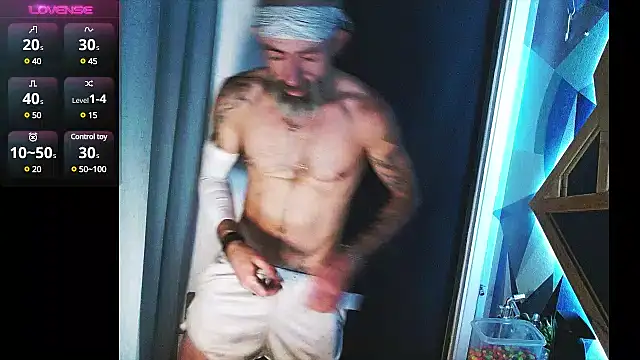 Snapshot of HandyBro chatting on March 13, 2025, 12:05 am HandyBro online show from March 13, 2025, 12:05 am