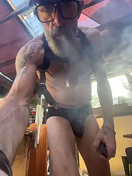 Snapshot of HandyBro chatting on January 18, 2026, 11:41 pm HandyBro online show from January 18, 2026, 11:41 pm