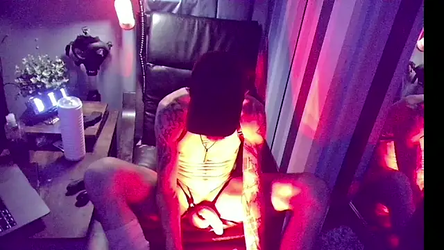 Snapshot of HandyBro chatting on February 8, 2026, 5:11 am HandyBro online show from February 8, 2026, 5:11 am