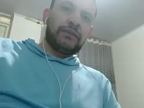 camiloking1720 online show from January 22, 2025, 7:03 pm