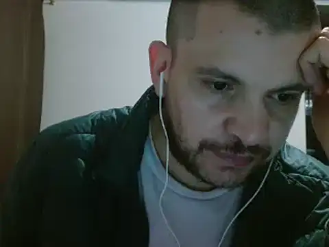 camiloking1720 online show from February 8, 2025, 9:13 am