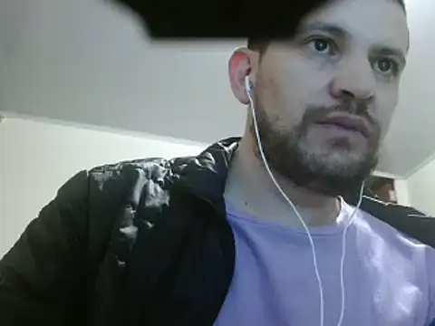 camiloking1720 online show from February 23, 2025, 7:28 pm