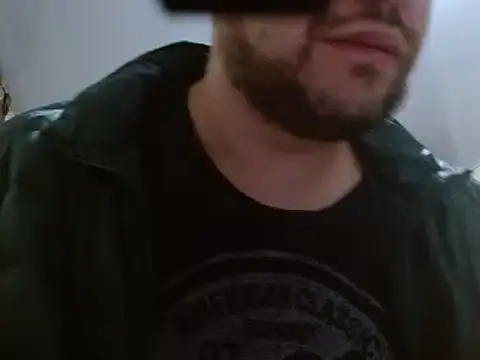 camiloking1720 online show from February 28, 2025, 1:05 am