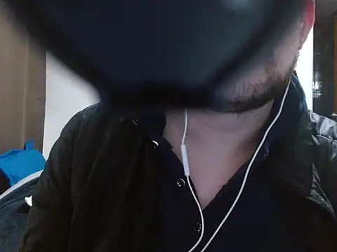 Snapshot of camiloking1720 chatting on March 29, 2026, 7:52 am camiloking1720 online show from March 29, 2026, 7:52 am