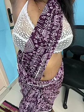 Snapshot of sajeetha chatting on July 11, 2026, 7:33 am sajeetha online show from July 11, 2026, 7:33 am