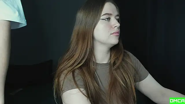 Snapshot of Pinku_kitsune chatting on November 21, 2025, 4:55 am Pinku kitsune online show from November 21, 2025, 4:55 am