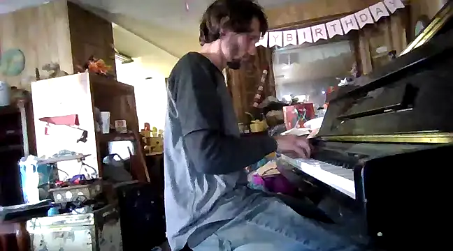 Snapshot of luke_thighwalker2469 chatting on January 11, 2025, 11:24 pm luke thighwalker2469 online show from January 11, 2025, 11:24 pm