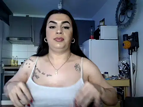 Snapshot of Dulce_hot_23_ chatting on May 19, 2026, 2:45 pm Dulce hot 23 online show from May 19, 2026, 2:45 pm