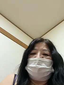 Snapshot of ryoko6681 chatting on April 8, 2026, 1:44 pm ryoko6681 online show from April 8, 2026, 1:44 pm