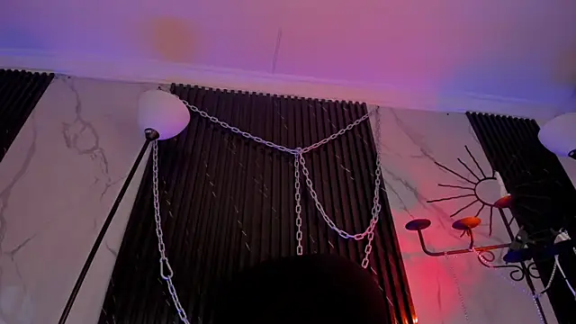 Snapshot of ALICEPOIXXXON chatting on March 31, 2026, 10:21 pm ALICEPOIXXXON online show from March 31, 2026, 10:21 pm