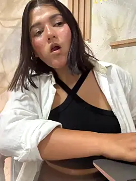 Snapshot of yey_bdsm chatting on October 9, 2025, 6:17 pm yey bdsm online show from October 9, 2025, 6:17 pm