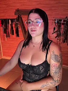 yey bdsm online show from April 5, 2026, 3:20 pm