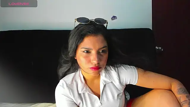 Snapshot of lolaa_staars chatting on May 13, 2026, 9:00 pm lolaa staars online show from May 13, 2026, 9:00 pm