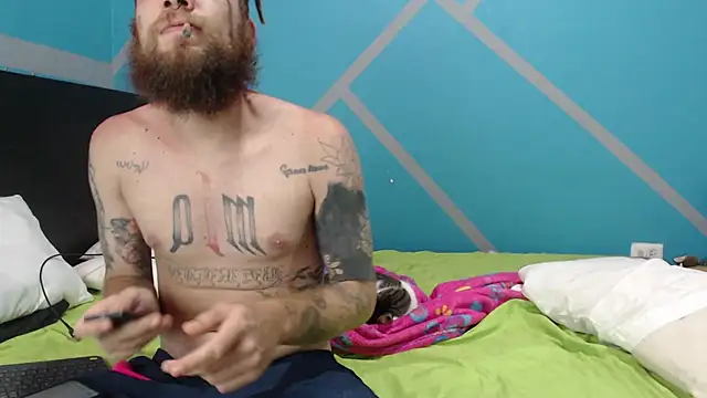 Snapshot of Nanna_and_Balder chatting on November 1, 2025, 4:36 am Nanna and Balder online show from November 1, 2025, 4:36 am