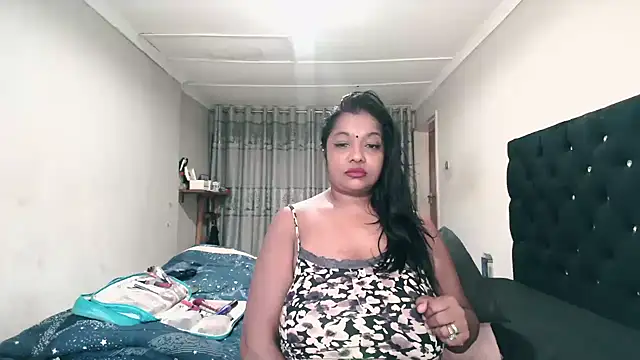 Indianmayaxoxo online show from June 17, 2026, 6:38 am