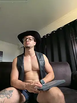 Snapshot of ADAM_BOUTON_ chatting on July 23, 2026, 2:48 pm ADAM BOUTON online show from July 23, 2026, 2:48 pm