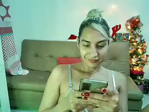 Snapshot of mandy_berrys chatting on December 16, 2024, 2:36 am mandy berrys online show from December 16, 2024, 2:36 am