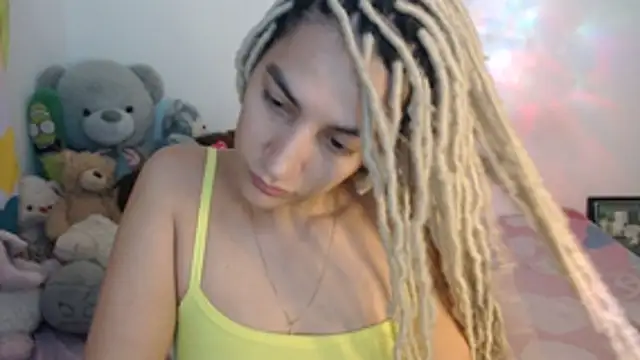 Snapshot of mandy_berrys chatting on October 28, 2025, 2:04 am mandy berrys online show from October 28, 2025, 2:04 am