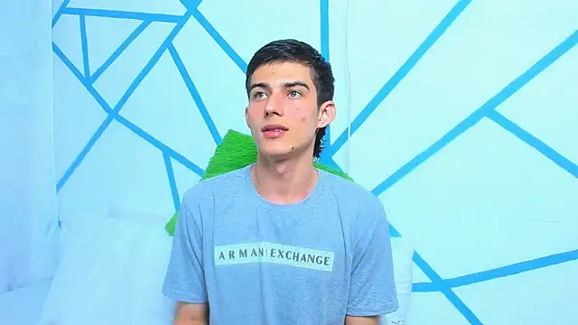 liam scott77 online show from December 7, 2024, 4:14 pm