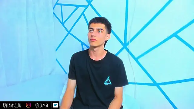 liam scott77 online show from October 2, 2025, 11:12 pm