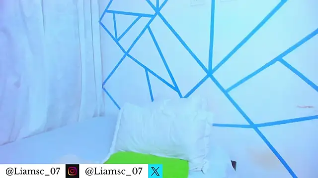 liam scott77 online show from December 18, 2025, 8:59 pm