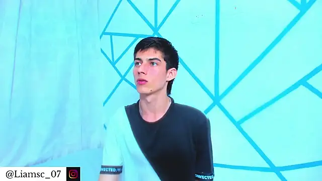 liam scott77 online show from February 17, 2026, 12:18 am