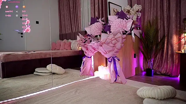 EmilyHudsson 1 online show from February 14, 2026, 6:26 pm