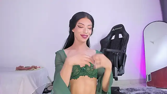 selena robertss  online show from February 8, 2026, 1:09 am