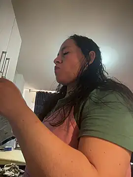 Freya Artemisa online show from January 17, 2026, 7:28 pm