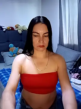 Snapshot of renata_hot1 chatting on May 8, 2026, 7:30 pm renata hot1 online show from May 8, 2026, 7:30 pm