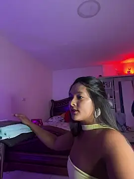 cristina1800 online show from July 11, 2026, 3:42 am