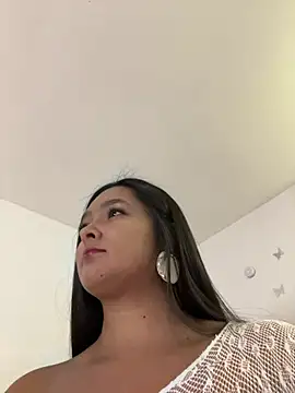 cristina1800 online show from August 5, 2026, 4:15 am