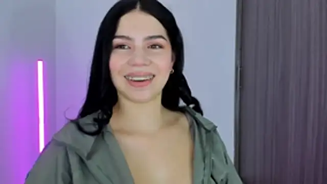 Snapshot of Natasha_su_ chatting on October 26, 2025, 1:00 am Natasha su online show from October 26, 2025, 1:00 am