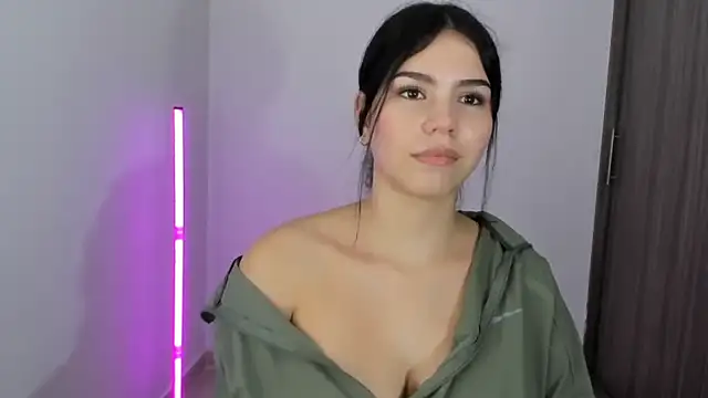 Snapshot of Natasha_su_ chatting on November 12, 2025, 10:41 pm Natasha su online show from November 12, 2025, 10:41 pm