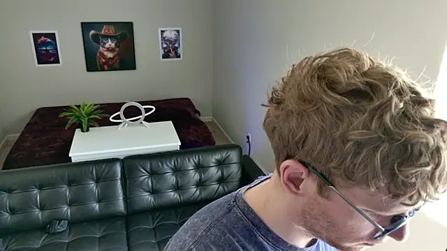 BlueEyedTallGuy94 online show from March 16, 2026, 9:19 pm