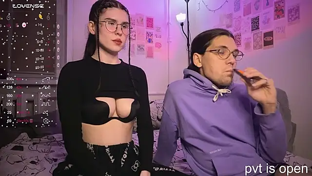 Snapshot of passiondesire_ chatting on November 10, 2025, 8:08 pm passiondesire online show from November 10, 2025, 8:08 pm