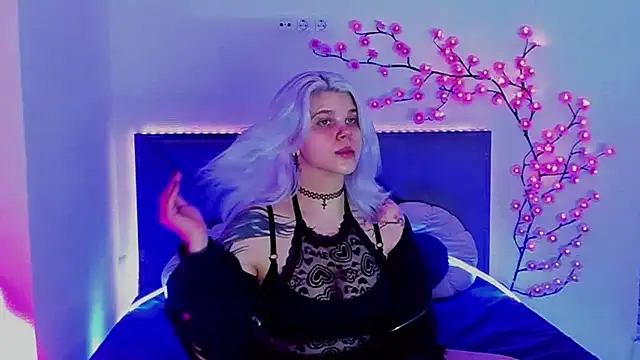 JoannLowe online show from May 2, 2026, 6:46 pm