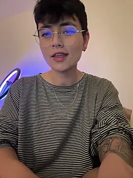 Snapshot of Ashley_Chriss chatting on March 13, 2025, 2:05 am Ashley Chriss online show from March 13, 2025, 2:05 am