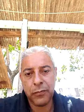 Snapshot of gordonunes chatting on December 18, 2025, 3:18 pm gordonunes online show from December 18, 2025, 3:18 pm