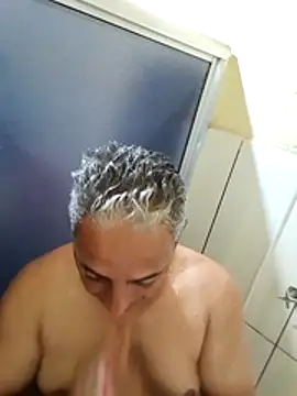 Snapshot of gordonunes chatting on December 20, 2025, 2:29 am gordonunes online show from December 20, 2025, 2:29 am