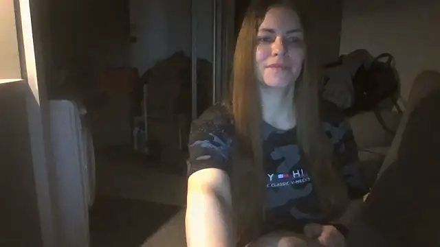 Snapshot of AnnaDiamond1 chatting on November 9, 2025, 10:19 pm AnnaDiamond1 online show from November 9, 2025, 10:19 pm