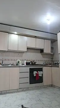 Siriss boyrag online show from October 8, 2025, 2:36 pm