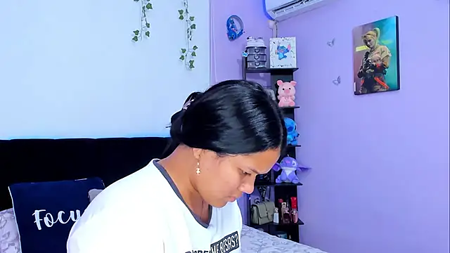 sara mendez2 online show from January 18, 2025, 11:33 pm