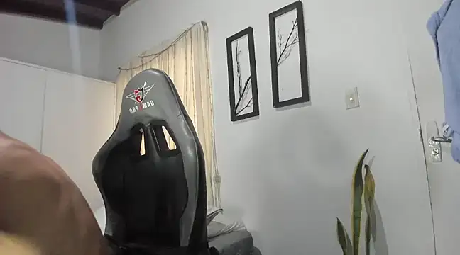 miguel hz online show from February 4, 2025, 8:17 pm