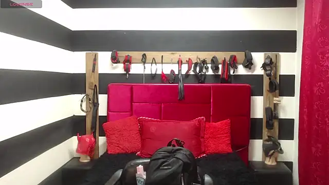 Snapshot of Marian_Ran chatting on September 23, 2025, 3:31 am Marian Ran online show from September 23, 2025, 3:31 am