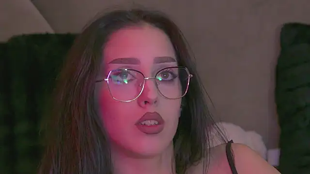 Snapshot of AishaHummer chatting on November 8, 2025, 8:29 pm AishaHummer online show from November 8, 2025, 8:29 pm