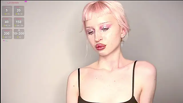 LinaEvans online show from February 5, 2026, 7:29 pm