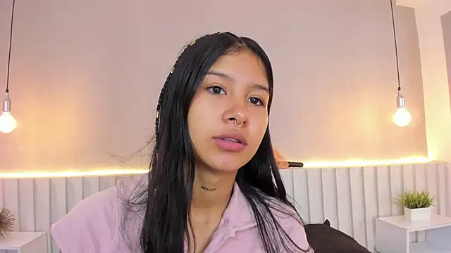 Snapshot of Aida_moreno chatting on February 5, 2025, 10:51 am Aida moreno online show from February 5, 2025, 10:51 am